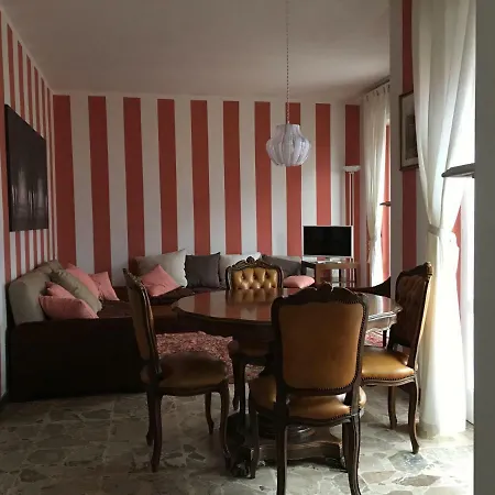 Il Vecchio Borgo דירה
